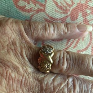 Hugs and Kisses Ring